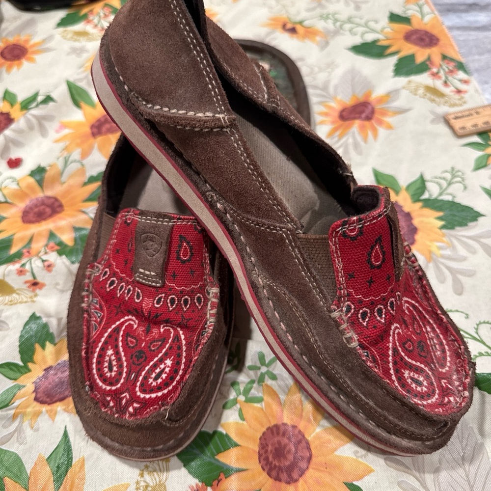 Ariat Women's Loafers with Red Paisley and Brown Suede